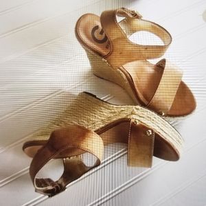 G by Guess Wedge Espadrilles Size 9 Sandal…